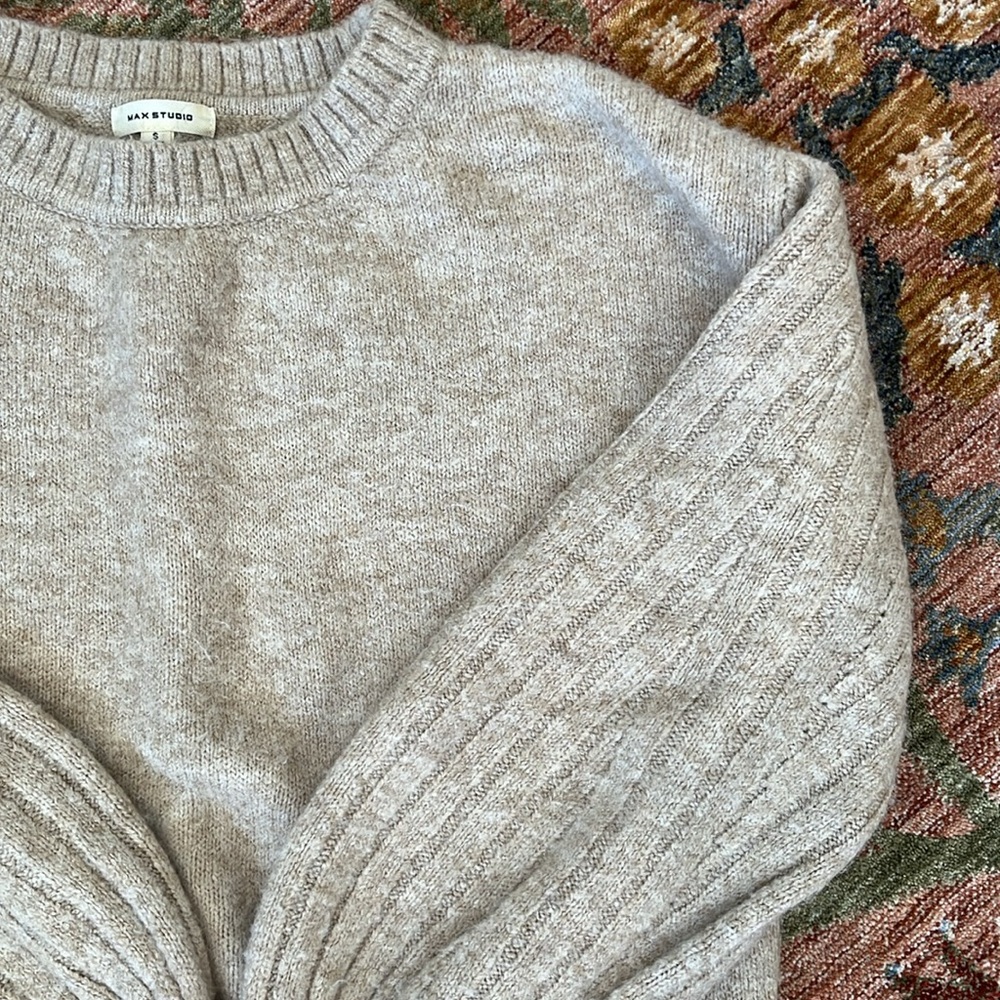 Max Studio Sweater - Picture 2 of 3